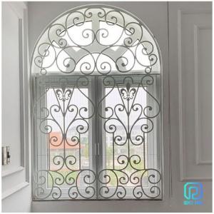 Mẫu khung cửa sổ đẹp được gia chủ chuộng nhất với phong cách cổ điển sang trọng
