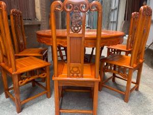 Bộ bàn ghế ăn kiểu bàn tròn gỗ gụ