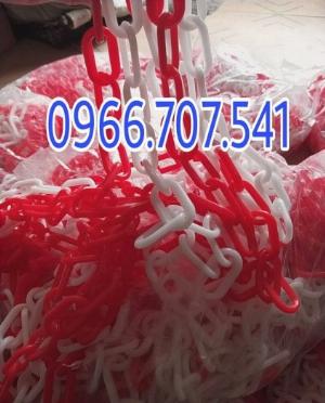 Dây xích nhựa vàng đen