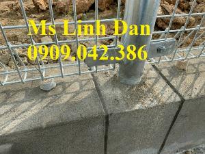 Lưới thép hàng rào mạ kẽm nhúng nóng gập đầu, hàng rào lưới thép mạ kẽm gập 2 đầu,
