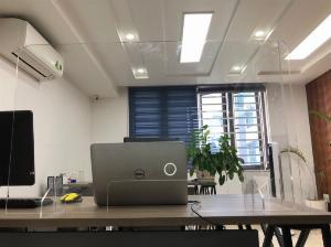 Vách ngăn chống covid, vách ngăn chống giọt bắn