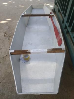 Thuyền tôn 2 người thả mồi, câu cá giá rẻ