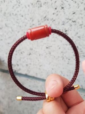 Vòng Tay Nữ Lu Trúc ĐỎ Dây Nâu Đậm
