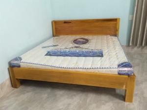 Giường gỗ Cầy
