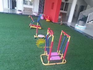 Dụng cụ tập đi bộ trẻ em