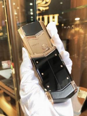 Vertu Signature Rose Gold vàng hồng nguyên khối