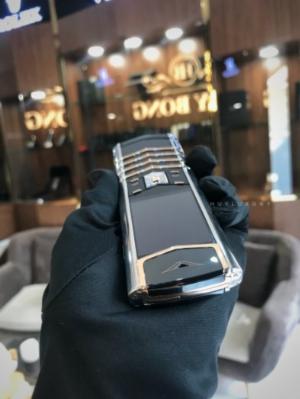 Veru Signature Thép Điểm Vàng Hồng Nguyên Khối