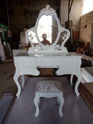 Bàn ghế trang điểm giá rẻ
