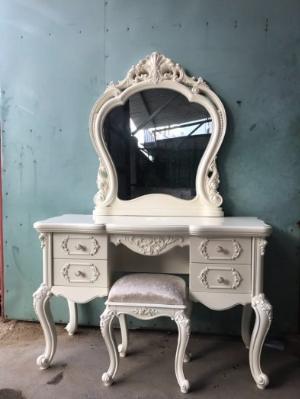 Bàn ghế trang điểm giá rẻ