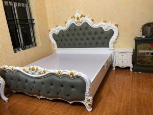 Bộ giường ngủ tân cổ điển chạm khắc điêu luyện nhất mà biệt thự cao cấp nên mua| tại Nội Thất Kim Anh