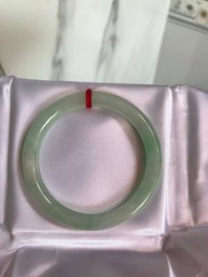 Vòng cẩm thạch tự nhiên A Sịn A 50mm x 7,5mm