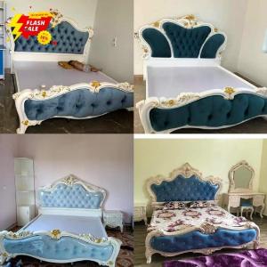 Giường tân cổ điển giá cực sốc chỉ cái tại bình dương