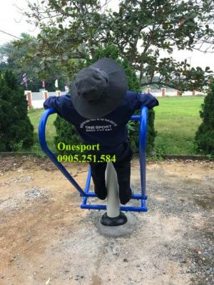 Dụng Cụ Xà Kép Ngoài Trời Onesport