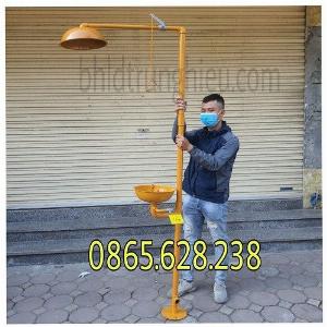 Bồn rửa mắt đứng có sen tắm khẩn cấp