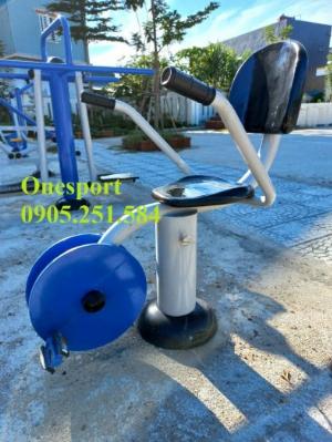 Dngj cụ tập đạp xe có tựa lưng ngoài trời Onesport