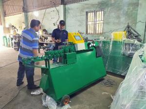 Máy bẻ đai thép xây dựng