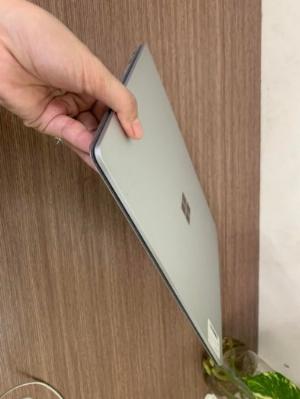 Xả hàng NHANH - Surface Laptop2 i5 8/256. Hàng Mỹ - Đẹp kenh
