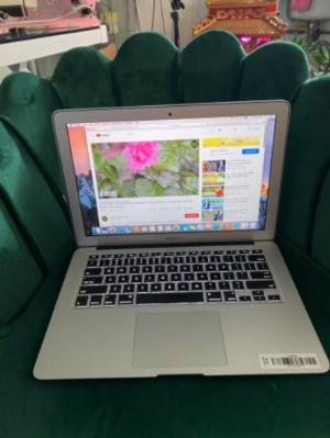 Thanh lý loptop nữ đang xài air 2017