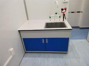 Vỏi rửa mắt khẩn cấp gắn bàn