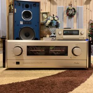 Accuphase E-305