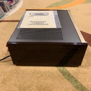 Accuphase E-305