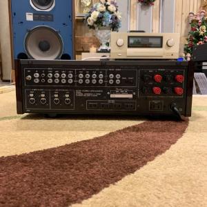 Accuphase E-305