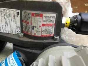 Cần bán máy bơm định lượng