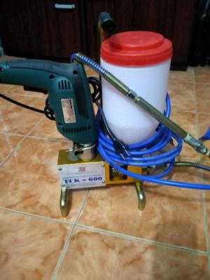 Thanh lý máy bơm PU TCK600 mới 100%