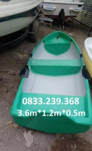 Thuyền 3 người đi, tải trọng 300kg