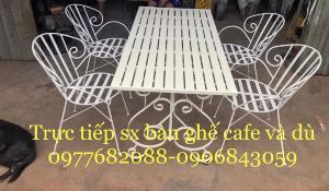 Bàn ghế sắt Sơn trắng ngoài trời