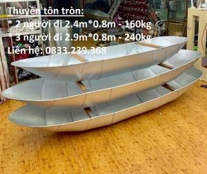 Các loại thuyền tôn cho hồ câu, thả thức ăn cho cá, vớt rác thải mặt nước ao, v.v: