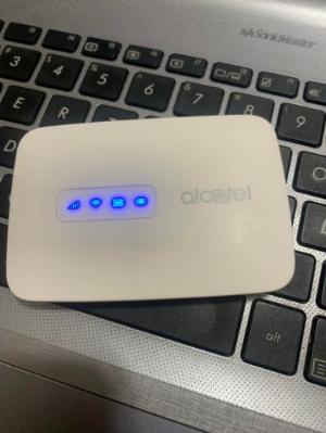 Phát wifi 4G alcatel MW40 tốc độ 150Mbps pin 1800mah new