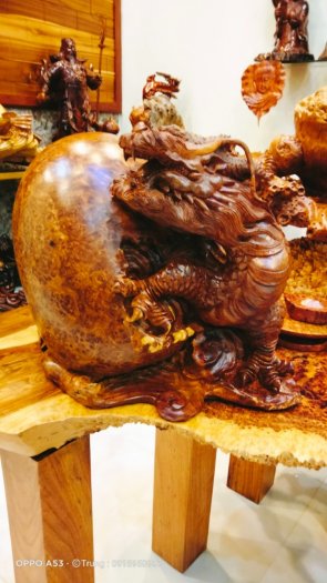Con báo, long quy, trứng rồng nu hương