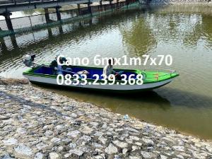 Thuyền composite câu cá, vận tải hàng hóa 1400kg