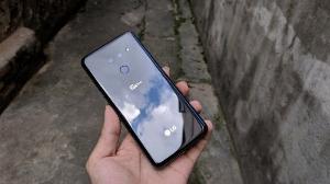 LG G8