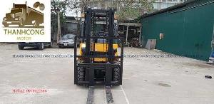 Bán xe nâng Vmax nhập khẩu 3 tấn, máy dầu, số tự động