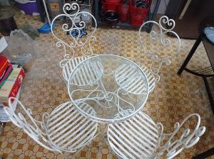Bộ bàn ghế sắt mỹ thuật sân vườn