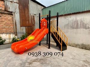 Cầu trượt 2 khối nhà dành cho bé