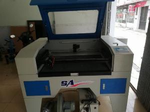 Máy laser cắt khắc gỗ giá rẻ