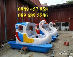 Chuyên Thuyền thiên nga, Thiên nga đạp nước, Thuyền đạp nước 4 người