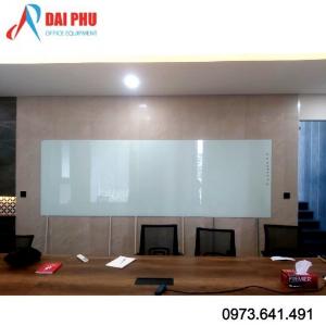 Mua bảng kính từ văn phòng giá rẻ tại TP.HCM