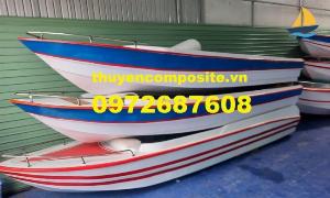 Thuyền chèo tay 2 người, thuyền câu cá chở 3 - 4 người, thuyền composite tại Bình Phước