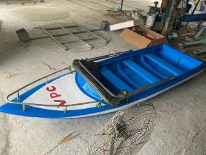 Thuyền composite chở 4-6 người, thuyền chở khách 10-20 người