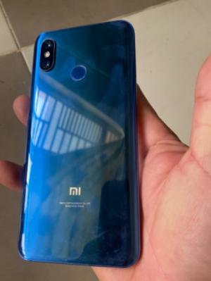 Bán điện thoại mi8 64gb zin đẹp