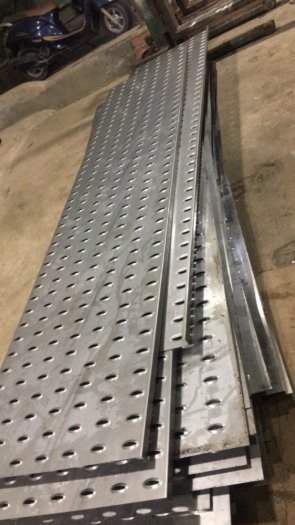 Tôn đột lỗ chống trượt - hoa thị - lục giác 0.8 ly , 1 ly , 2 ly , 1.5 ly, 3 ly , 4ly mạ kẽm - inox 304