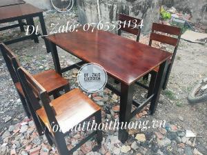 Bàn ghế quán ăn kết hợp quán cà phê bằng gỗ đẹp
