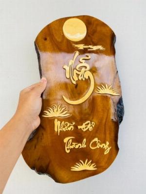 Tranh thư pháp gỗ treo tường chữ nhẫn