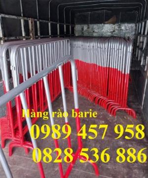 Bán rào chắn di động 1m2*2m, Hàng rào phân luồng giao thông có sẵn, Hàng rào barie