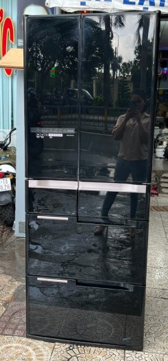 Tủ lạnh HITACHI R-C5700 565L mặt gương đen hút chân không hàng đấu giá đẹp VIP
