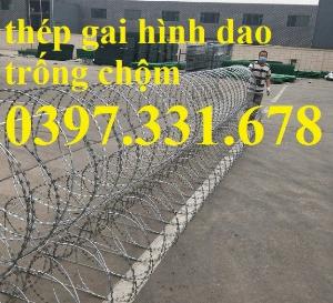 Dây thép gai hình dao, hàng rào thép gai hình dao hàng sẵn kho